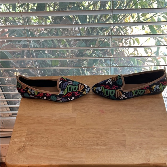 Women's Graffiti Patterned Pointed Flats - Black Multi - Picture 2 of 6